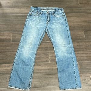 Men’s American Eagle Jeans Low Rise Bootcut size 34/32